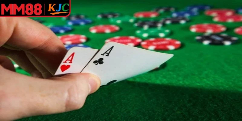 App xì dách MM88 là ứng dụng chơi bài trực tuyến thú vị